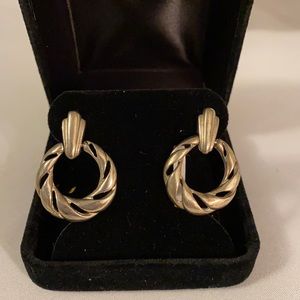 Vintage smaller silvertone door knocker earrings